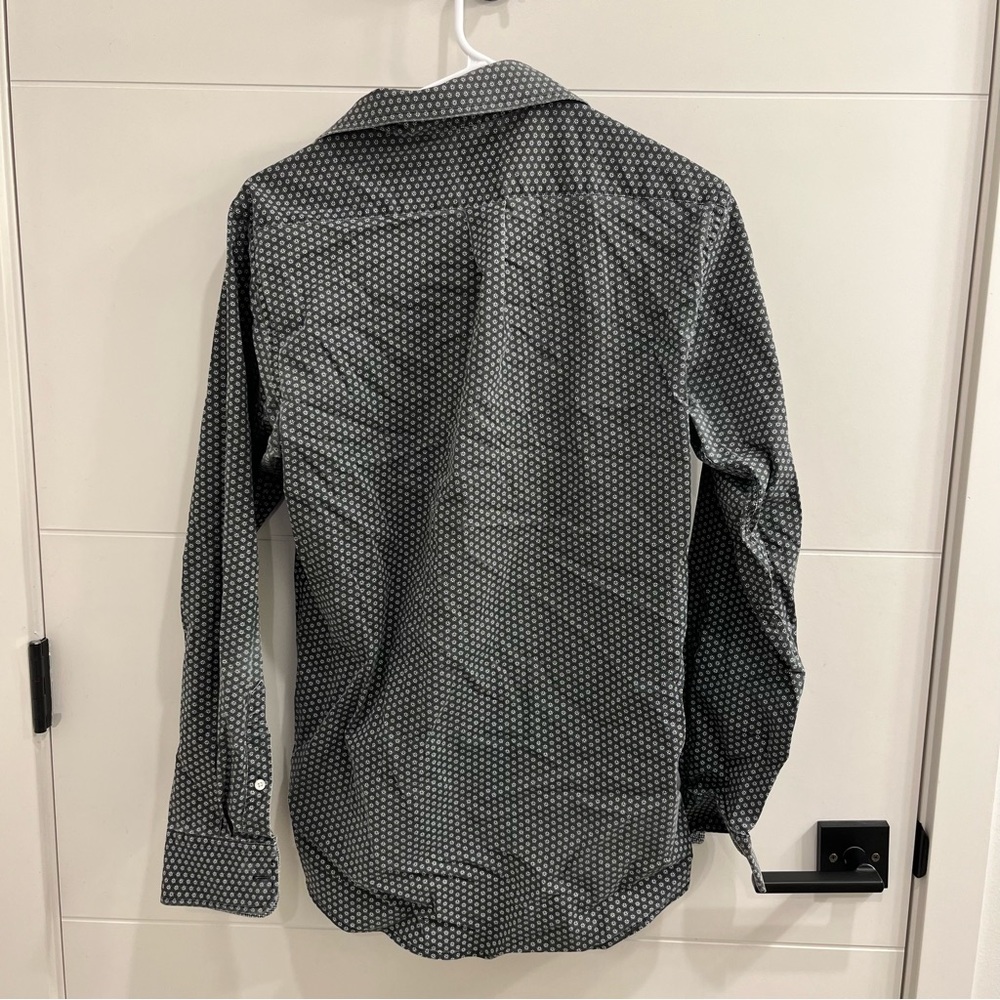 Mens button down - Picture 4 of 4